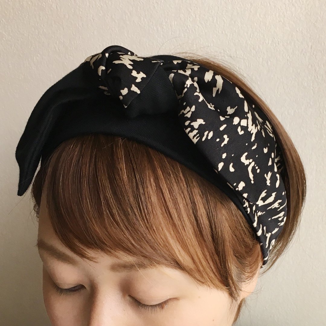 ◆hair band ◆ Tshirt Black X random dots pattern - 发饰 - 棉．麻 黑色
