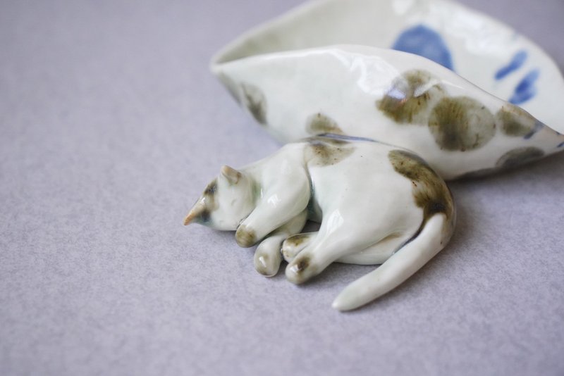 • 米粒出陶中 • 063 铜锣烧美梦 - 铜锣烧猫咪盘 - 摆饰 - 陶 多色