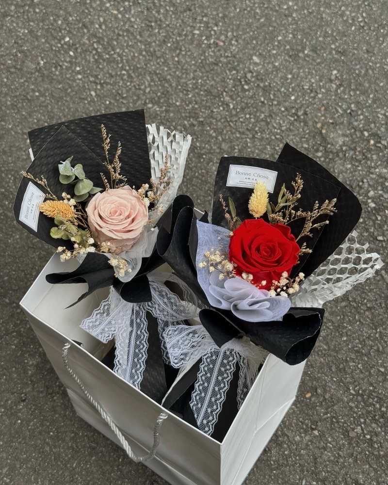 永生玫瑰花束/大朵玫瑰/高质感小资花束/送女友/母亲节送礼 - 干燥花/捧花 - 植物．花 黑色