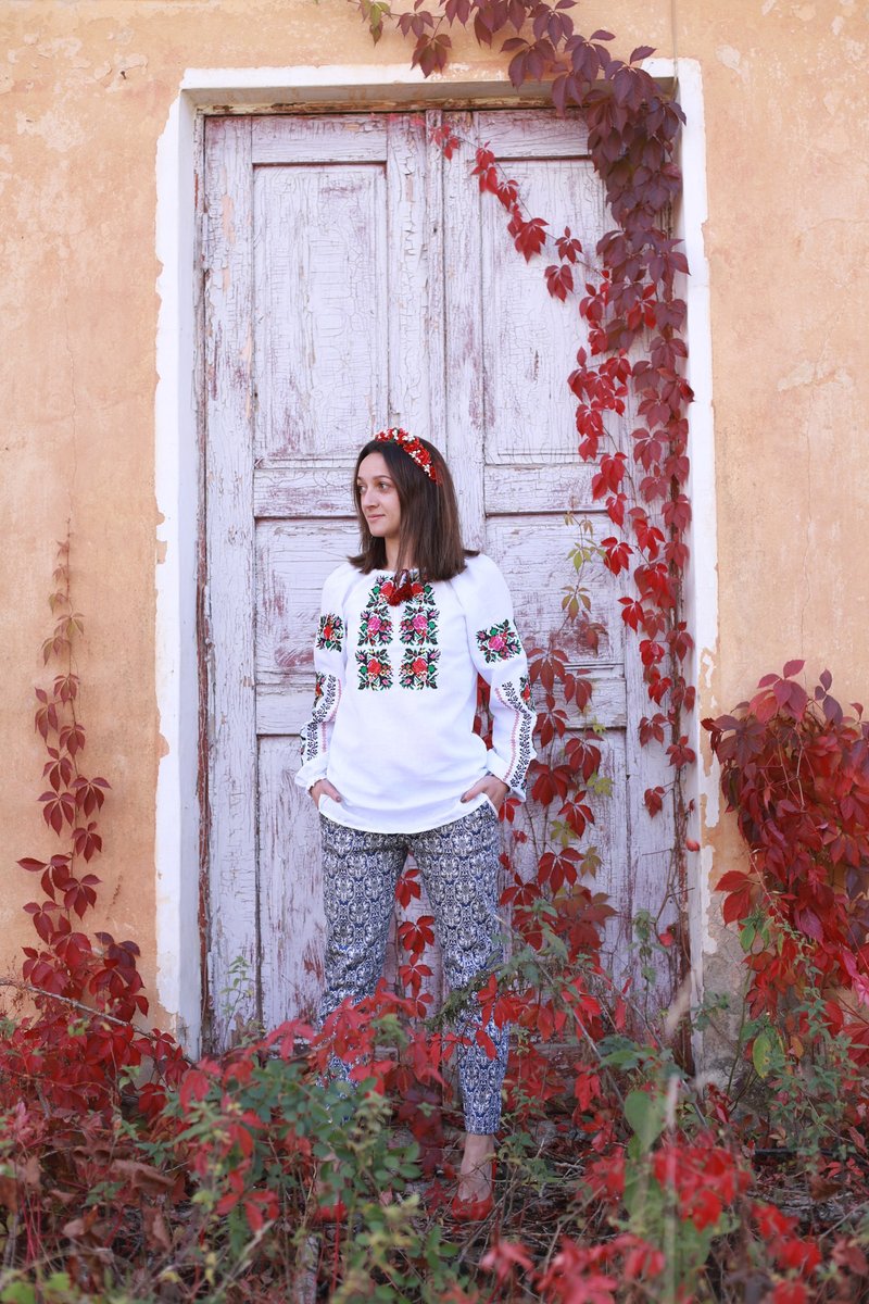 刺绣 乌克兰刺绣 传统服饰 - 女装衬衫 - 其他材质 白色