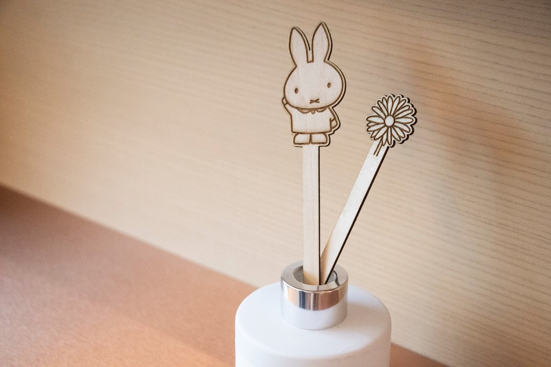 【Pinkoi x miffy】miffy & Daisy 扩香棒 | ninety second - 香薰/精油/线香 - 木头 咖啡色