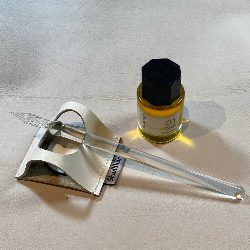 笔架_ - 笔筒/笔座 - 真皮 白色