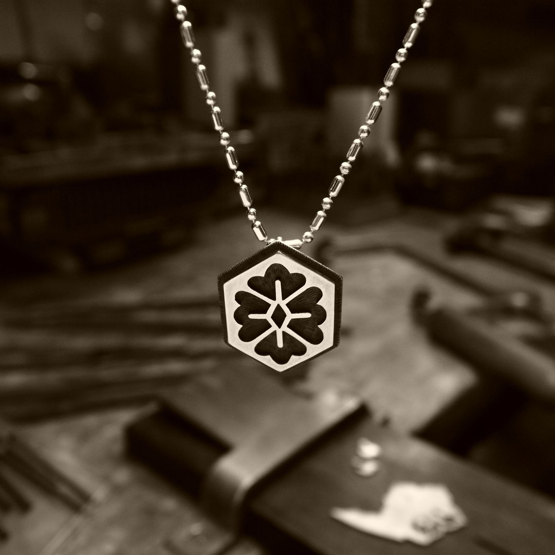[Hanabishi] Only one item Pendant necklace Recommended for women Japanese pattern overlay Silver magazine publication product with cute design - 项链 - 纯银 银色