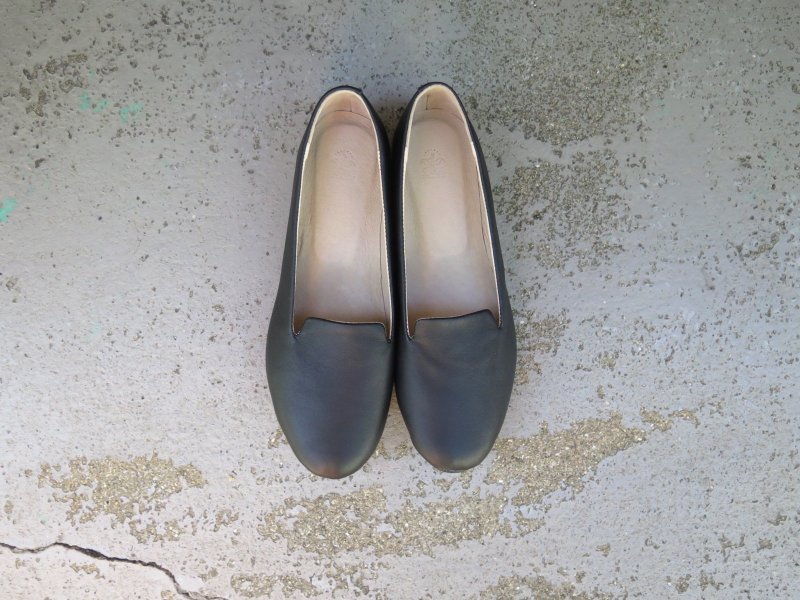 【新款】歌剧院乐福鞋 一片式皮革柔软舒适 黑色 - 女款休闲鞋 - 真皮 黑色