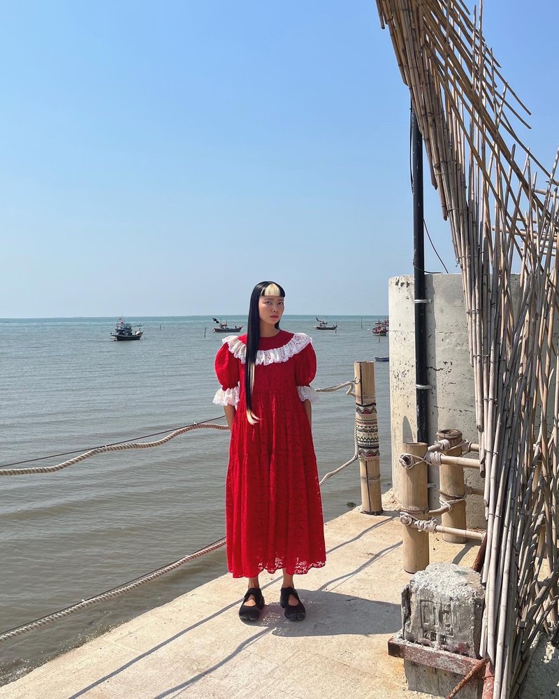 透明蕾丝连衣裙，白蕾丝，罩衫袖 - 洋装/连衣裙 - 棉．麻 红色