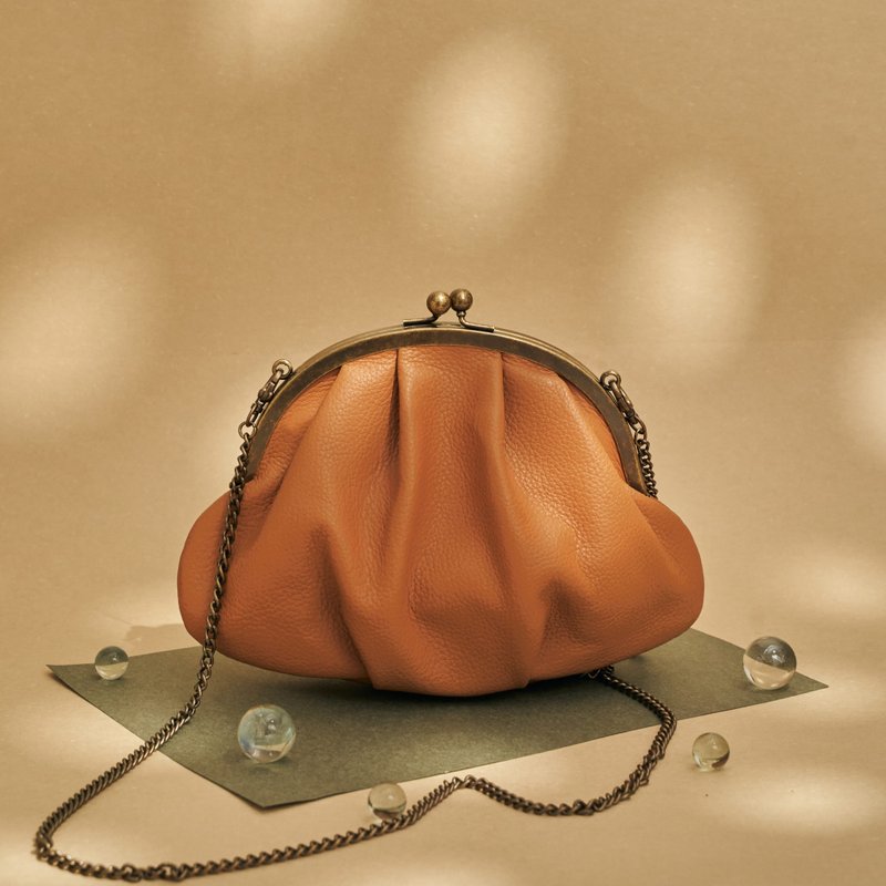 云朵口金包/意大利小牛皮/子母口金框/斜背包 链条包-焦糖色 - 侧背包/斜挎包 - 真皮 咖啡色