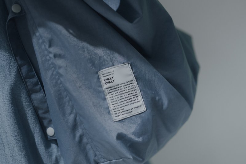 Mini Lazy Bag 婴儿蓝 随性宽包 轻防水/单肩/斜肩/背带可调 - 侧背包/斜挎包 - 其他人造纤维 蓝色