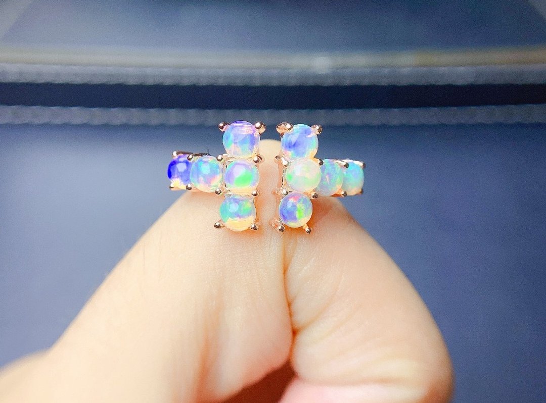 Beautiful Opal Ring, Fire Opal Ring, Silver Ring With Natural Opal, Dainty Ring - 戒指 - 其他金属 银色