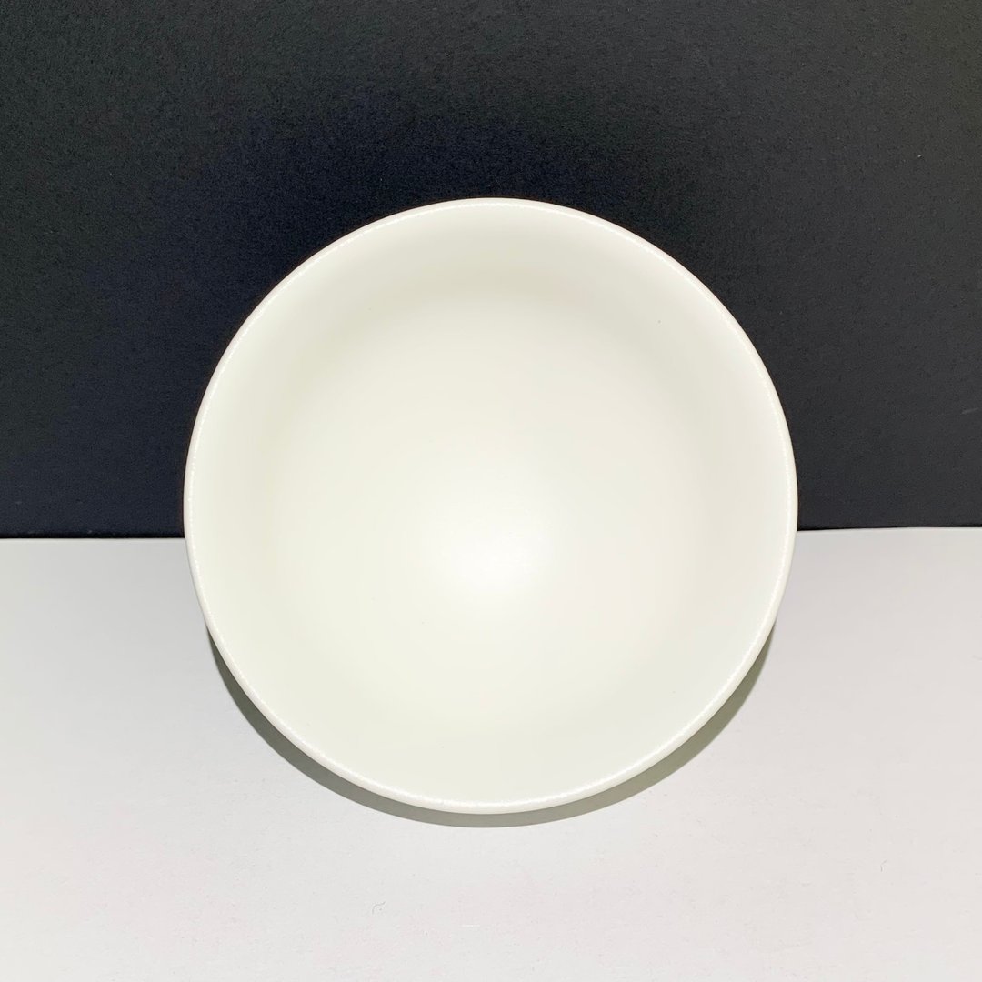纯白汝窑圆杯 / 邱毓宁 / 莺歌烧 / A78 - 茶具/茶杯 - 瓷 白色