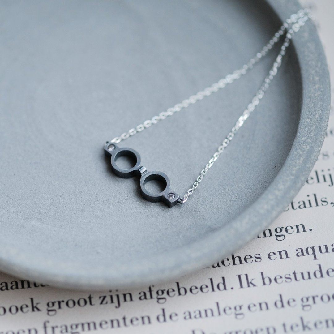 Round Glasses Necklace Silver 925 - 项链 - 其他金属 黑色