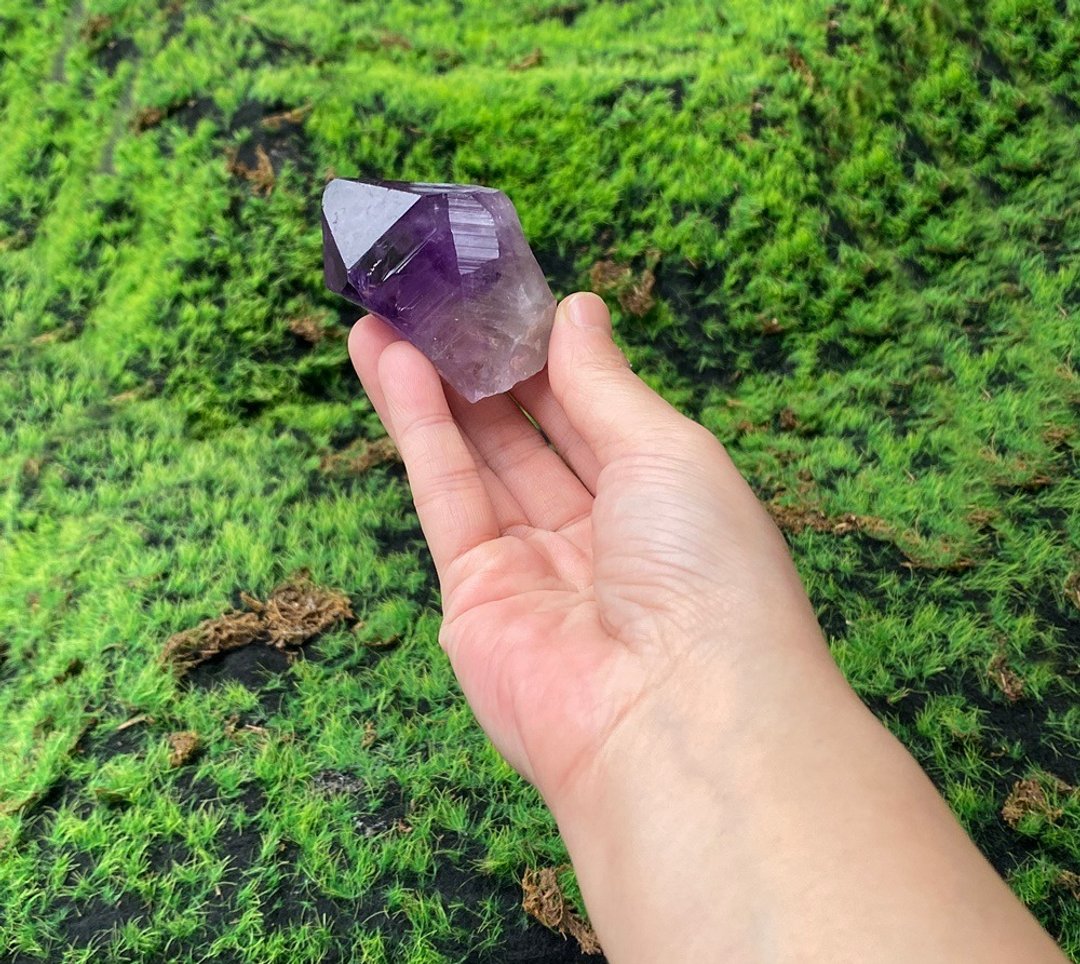 天然紫晶骨干 紫水晶 招财 智慧 开运 快速出货 办公室 风水摆件 - 摆饰 - 水晶 紫色