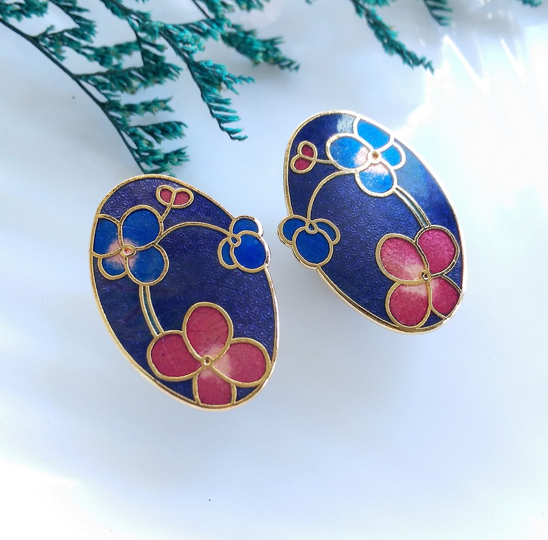 Vintage Jewelry  早期台湾制 景泰蓝 - 紫色调 可爱花卉 针式耳环 - 耳环/耳夹 - 其他材质 金色