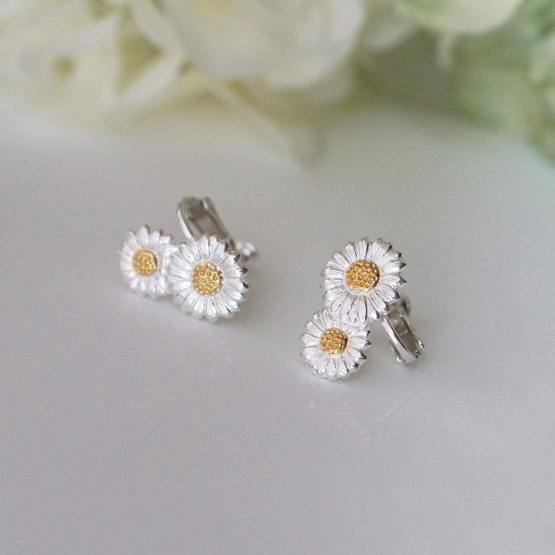 Two-wheeled daisy Clip-On one ear - 耳环/耳夹 - 纯银 金色