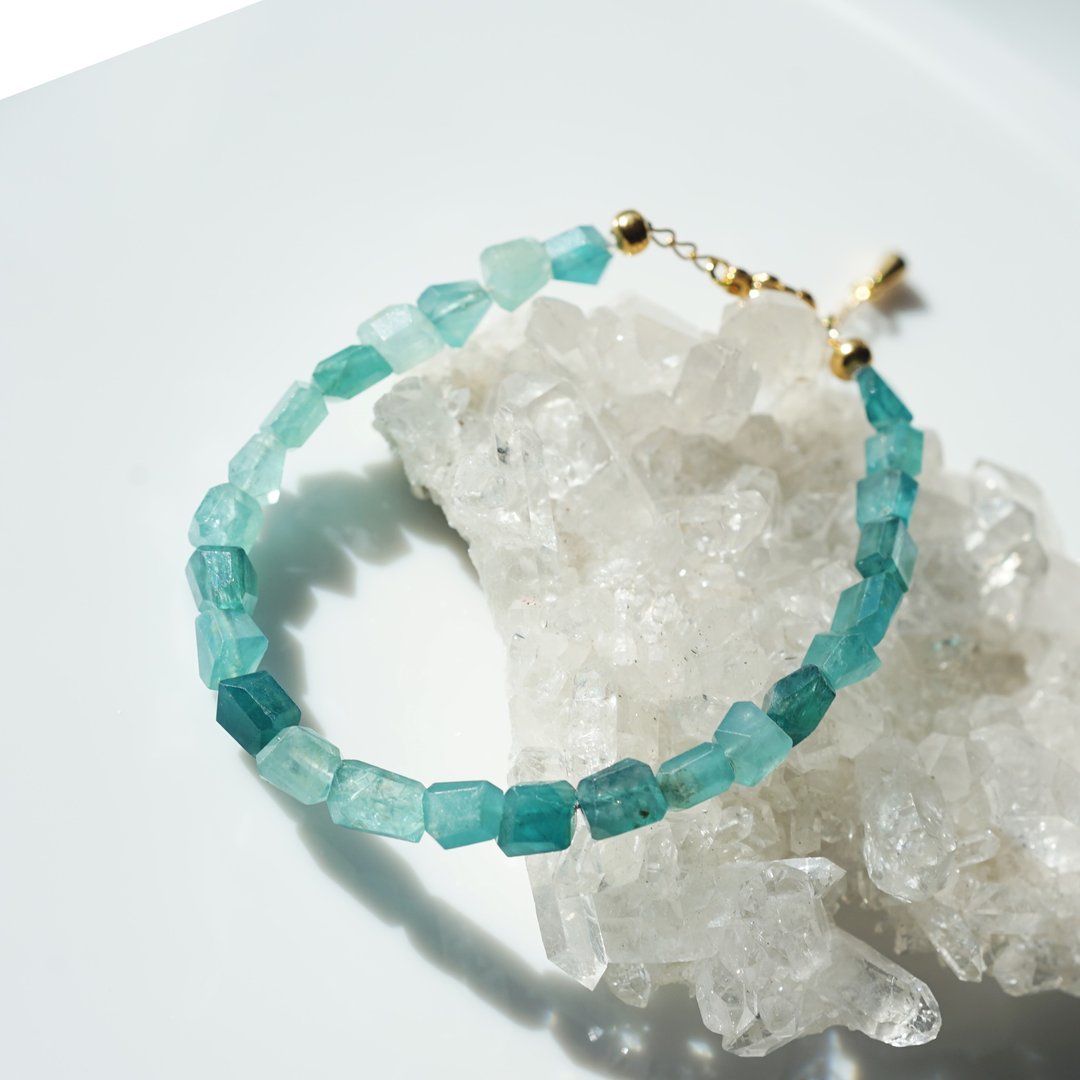 稀有宝石 Grandidierite 一串手链 花绿青 - 手链/手环 - 宝石 绿色