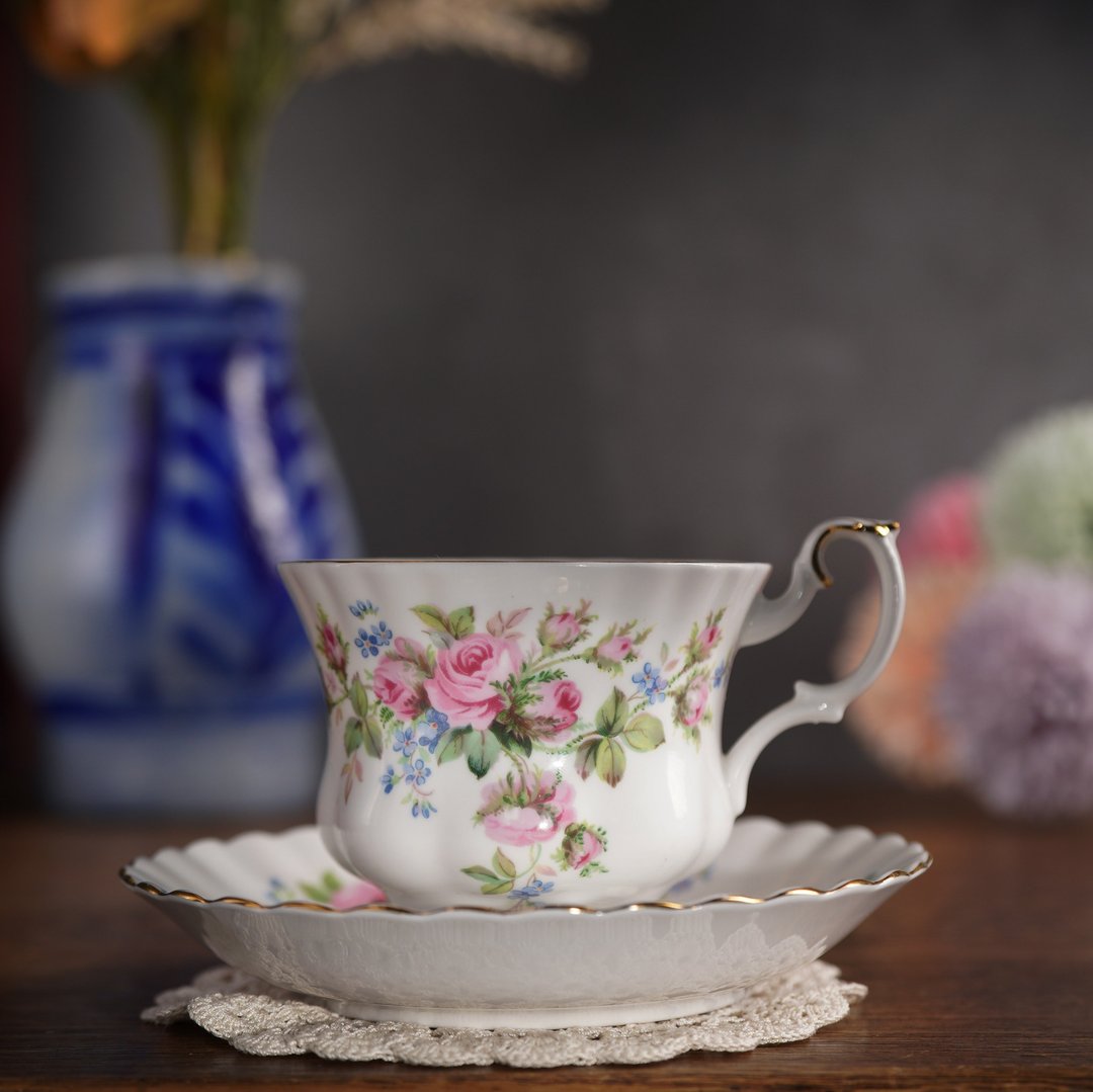 英国Royal Albert 'Moss Rose' 骨瓷花茶杯组/复古/咖啡杯 - 茶具/茶杯 - 瓷 白色