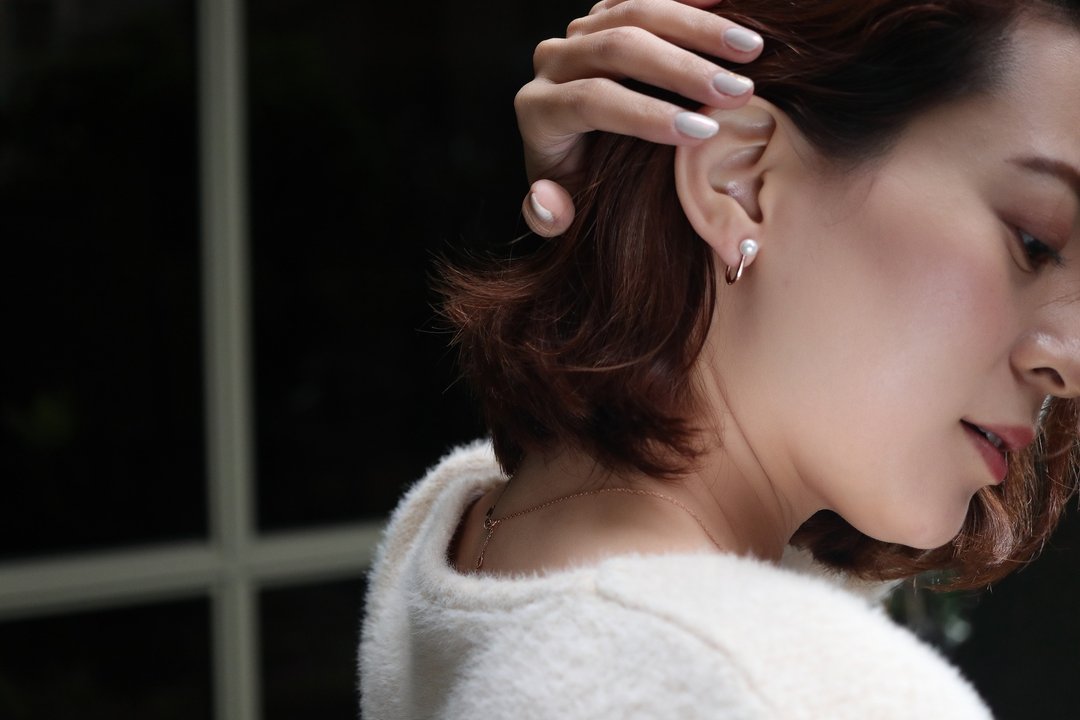 纯14K Oval Pearl Earring 珍珠椭圆耳扣耳环 - 耳环/耳夹 - 贵金属 金色