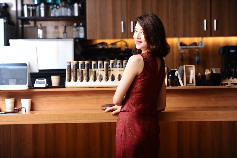 2019新款设计师原创 提花丝绵香云纱 蝴蝶翩翩  优雅知性 - 裙子 - 丝．绢 