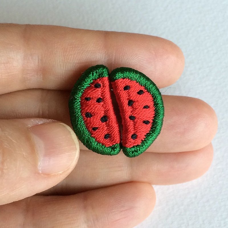 Watermelon earrings (ear) - 耳环/耳夹 - 绣线 红色