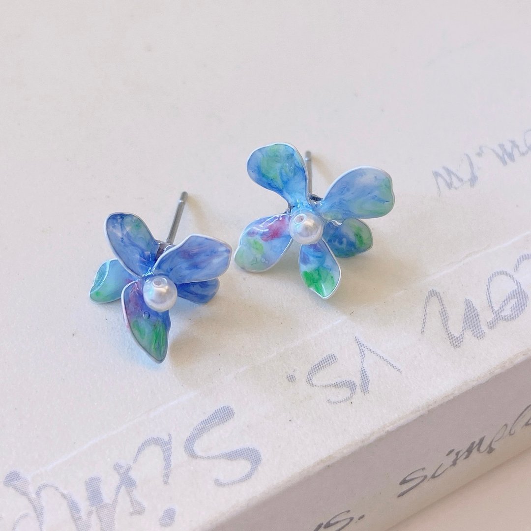 【AurorA百宝盒】A009─画家系列─莫内小花─蓝─耳针(夹) - 耳环/耳夹 - 树脂 