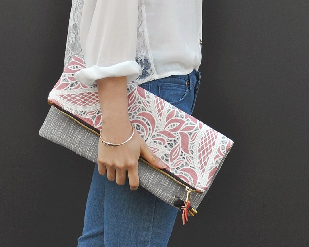 flower to flower fold over clutch - 其他 - 其他材质 粉红色