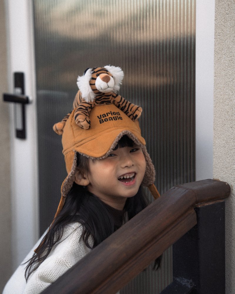 耳罩老虎戴在你头上的帽子 - 帽子 - 其他材质 