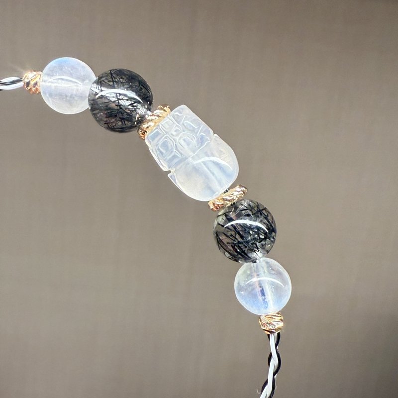 霁月貔光     直觉柔引 守护聚财 邻手作 - 手链/手环 - 水晶 白色