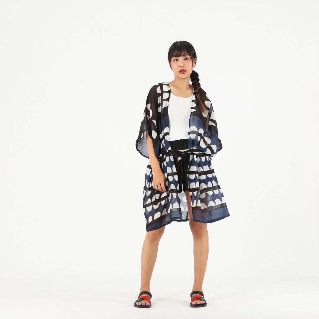 Blouse Kimono Robe Cotton Voile Hand Paint Free Size - 女装上衣 - 棉 黑色
