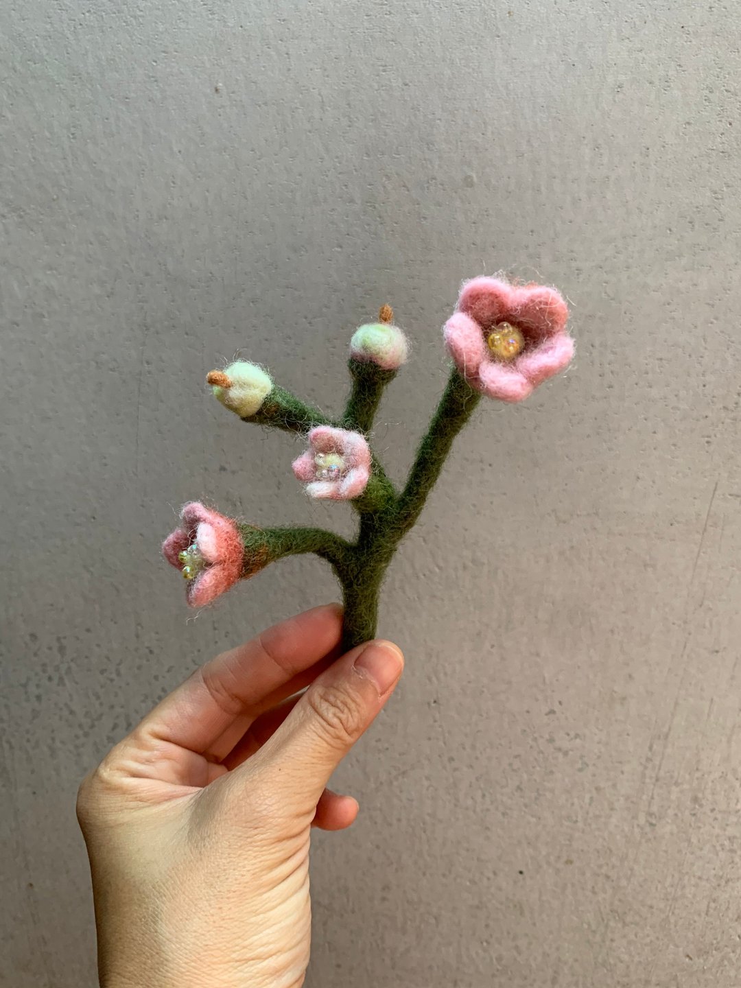 水冬瓜花胸针 - 胸针 - 羊毛 