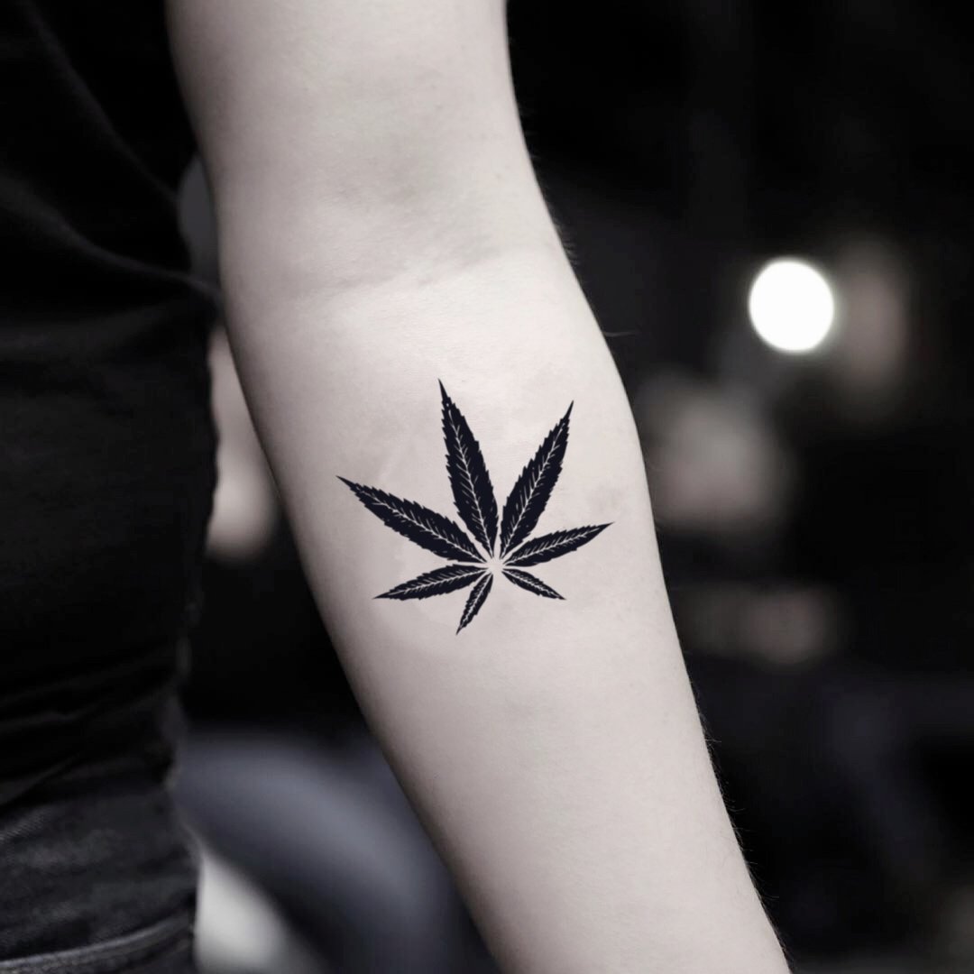 OhMyTat 大麻植物 Pot 刺青图案纹身贴纸 (2 张) - 纹身贴 - 纸 黑色
