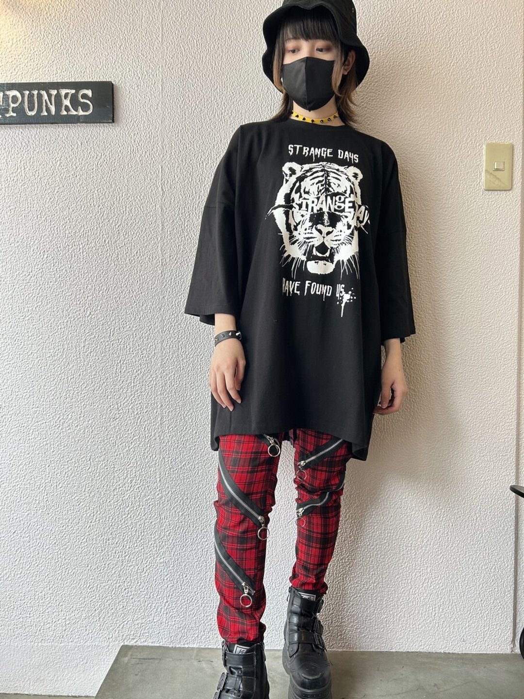后拉链T恤/F码/hellcatpunks/hcp-t-0207 - 女装 T 恤 - 棉．麻 黑色