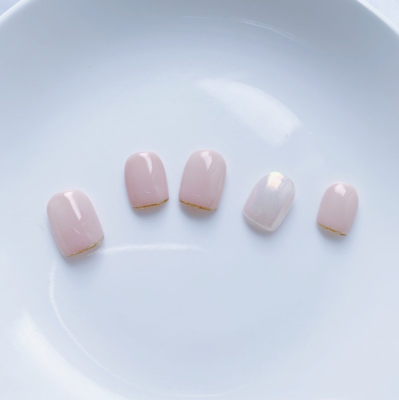 仙女偏光法式指甲贴片/穿戴甲/订制美甲贴片NA 34 - 指甲油/指甲贴 - 其他材质 粉红色