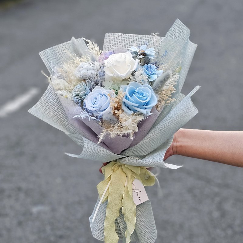 沁蓝永生玫瑰花束 现货 快速出货 - 干燥花/捧花 - 植物．花 粉红色