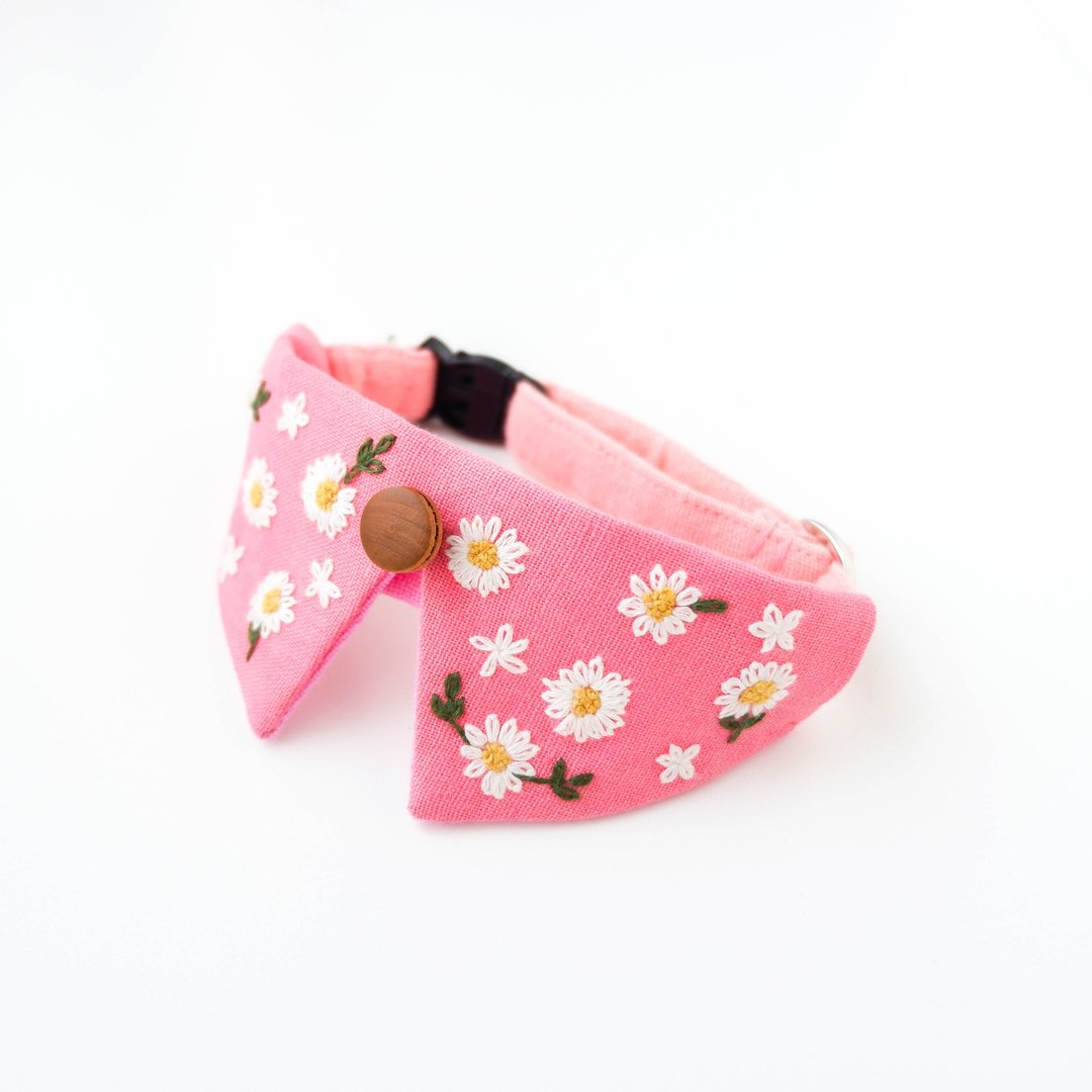 Daisies collar set,Removable- Hand Daisies Embroidery collar for cat - Pink - 项圈/牵绳 - 棉 粉红色