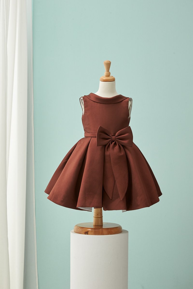 HAO.HAO kids 一字领露背公主裙-咖啡色 - 童装礼服/连衣裙 - 其他材质 咖啡色