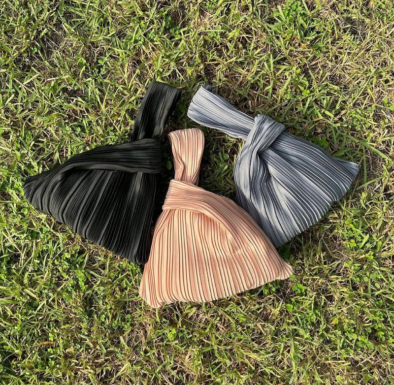 Wyllabrand Mini bun bag - 手提包/手提袋 - 其他材质 多色