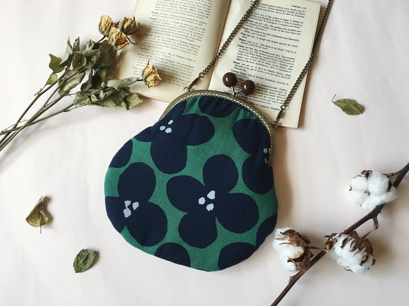 -绿色奇迹- 经典口金 /仅剩一个(可钢印)-售完即绝版/ - 侧背包/斜挎包 - 棉．麻 绿色