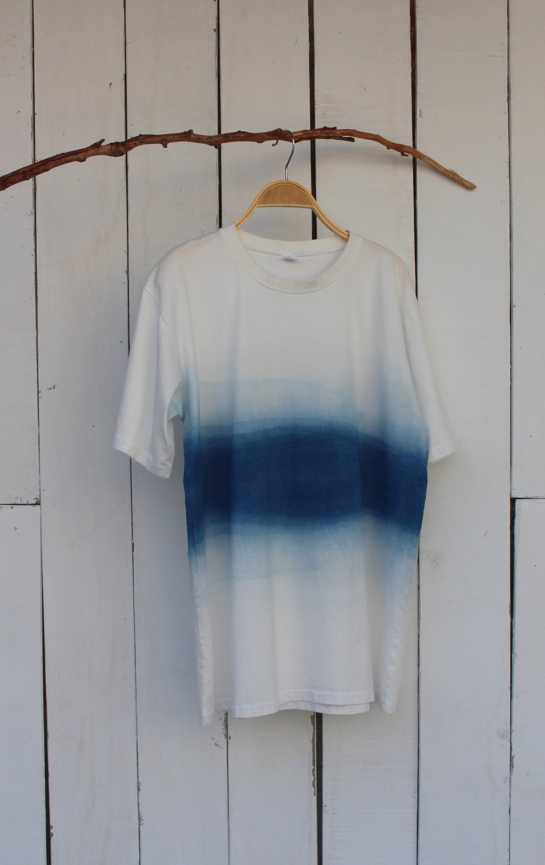 自在染isvara 手工蓝染 纯粹系列 湖 纯棉T-shirt - 中性连帽卫衣/T 恤 - 棉 蓝色