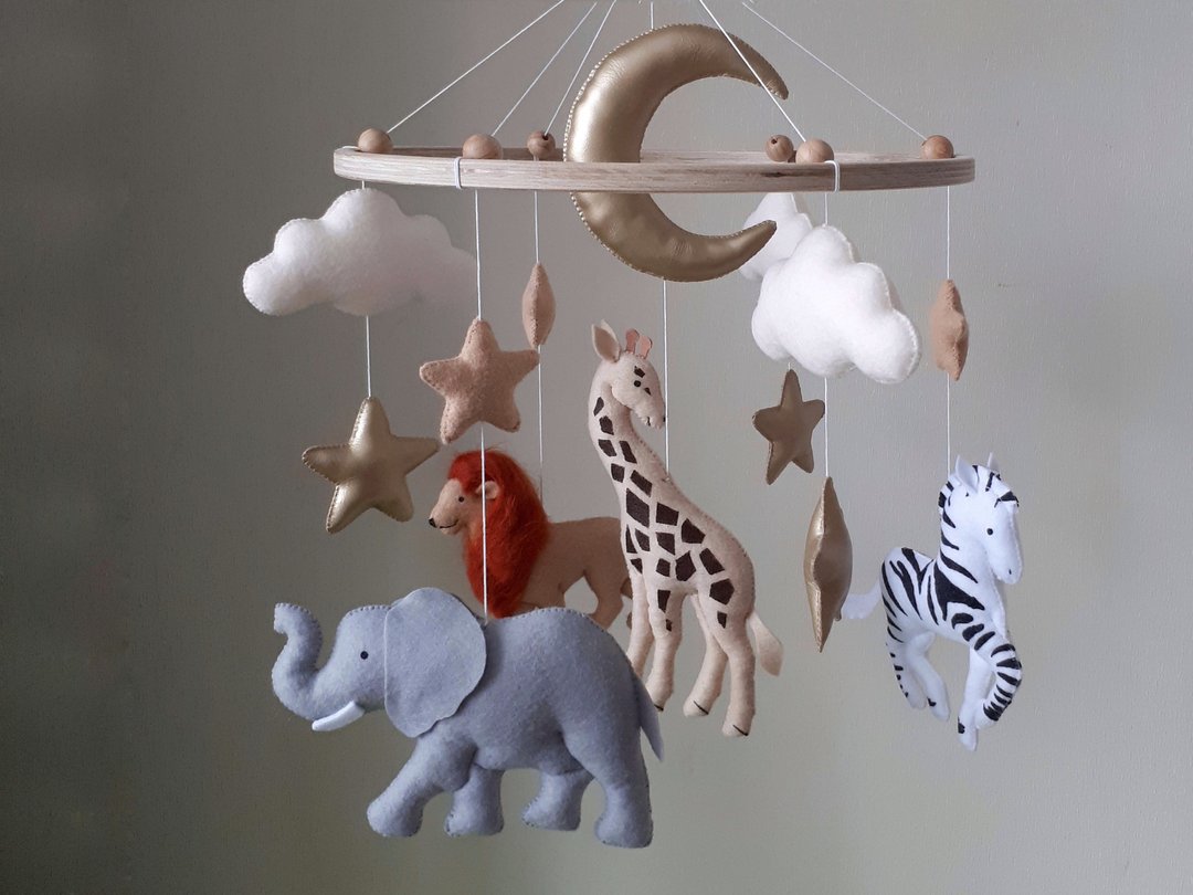Baby mobile neutral animals Africa nursery decor, safari crib mobile - 玩具/玩偶 - 环保材料 金色