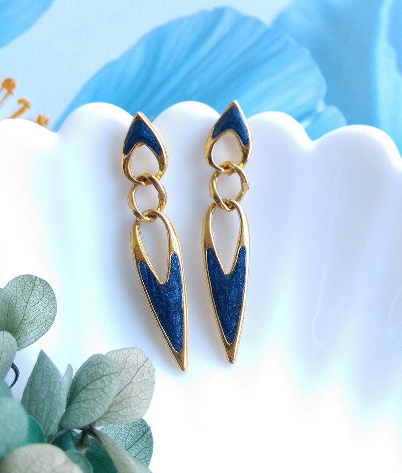 Vintage Jewelry 西洋古董饰品 复古 简约 垂坠 针式耳环 - 耳环/耳夹 - 其他金属 透明