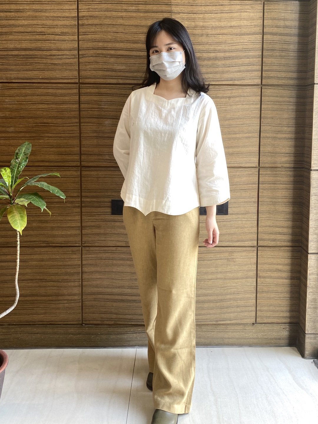 棉麻手感 平高腰小喇叭裤 卡其棕 - 女装长裤 - 棉 