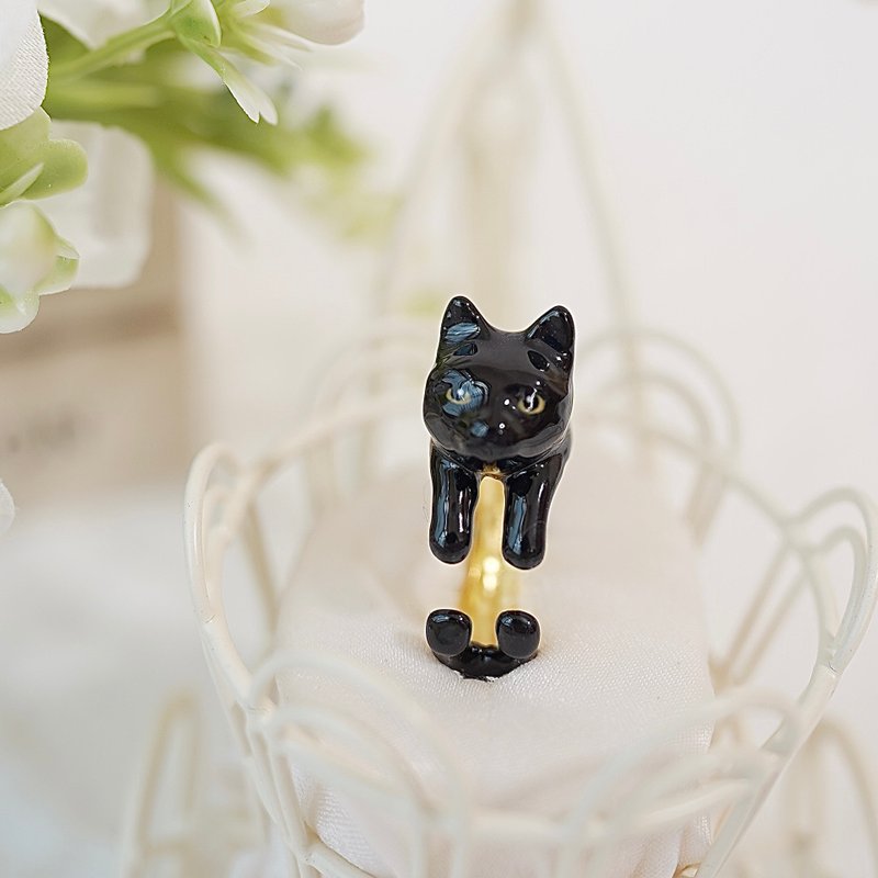 【会撒娇的猫最好命】 职人手作·18K金黄铜·黑猫戒指 - 戒指 - 铜/黄铜 