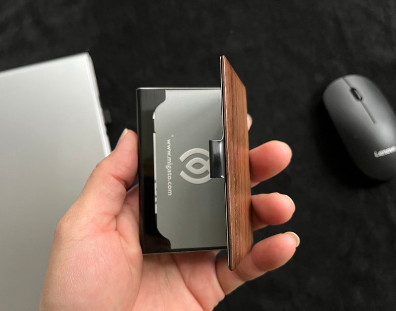 免費定制 實木名片夾 木制不銹鋼名片盒 客制禮物 - 名片架/名片座 - 木头 