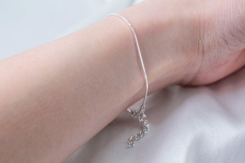 【SWS饰品】超仙细手链 925纯银 抗过敏 蛇骨链 极简手链 - 手链/手环 - 纯银 银色