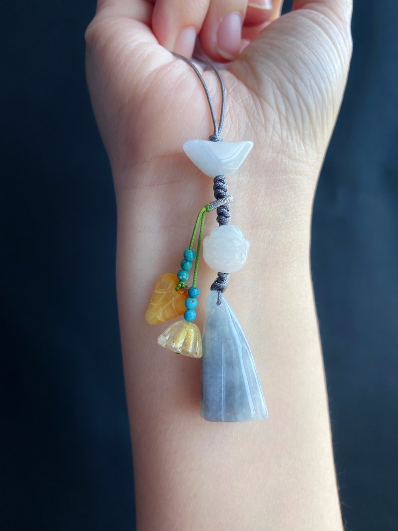 【售出】缅甸玉A玉翡翠-冰乌鸡莲蓬 元宝 蜜蜡 水晶 助孕 手机链 - 吊饰 - 玉石 