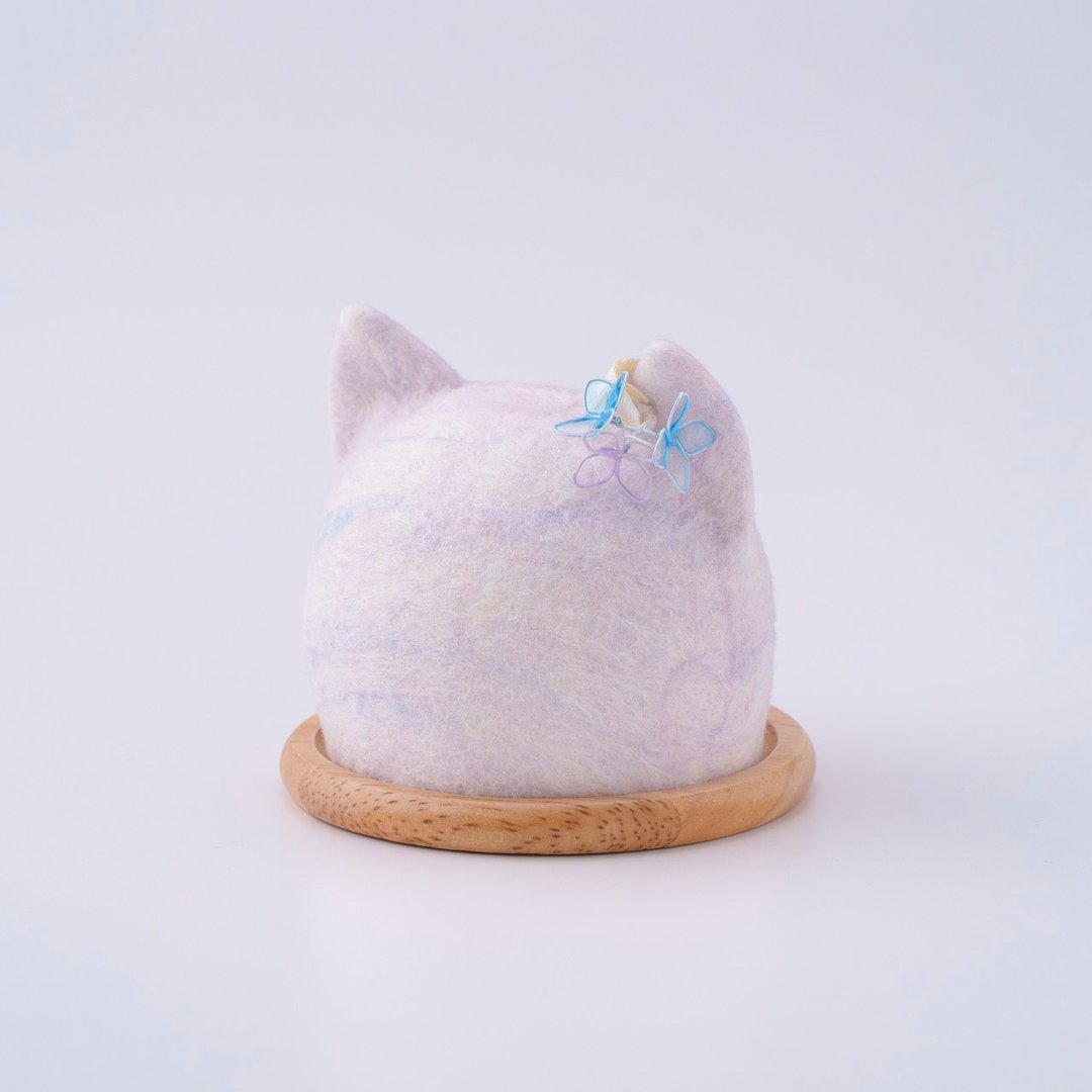 【Pinkoi 限定・订制生产】绣球花色小猫灯笼 - 灯具/灯饰 - 羊毛 蓝色