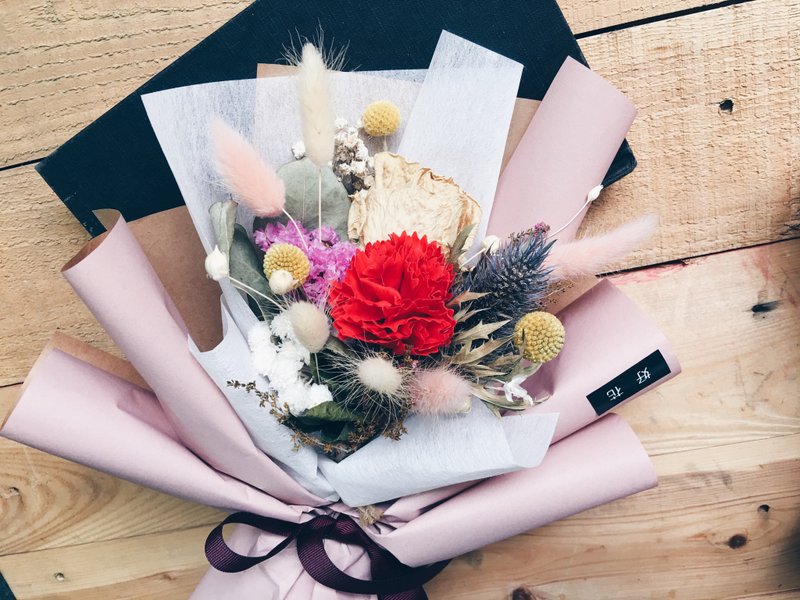 【好花】康乃馨香氛干燥花束 母亲节花束 韩国进口粉色双面包装纸 礼物(M) - 植栽/盆栽 - 植物．花 红色