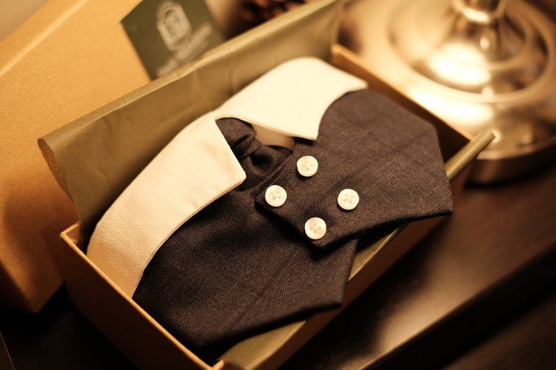 宠物订制孖襟西装领/深蓝大格子 Signature double-breast collar - 衣/帽 - 棉．麻 蓝色