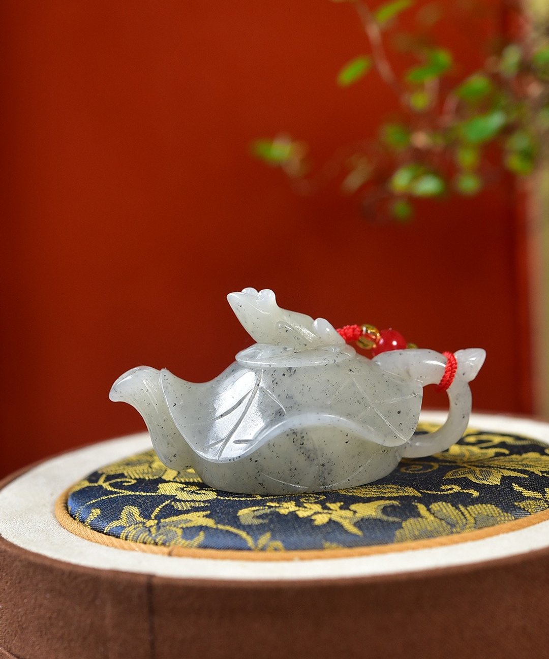精品 天然新疆和田玉青花把把壶  雕工精致 - 其他 - 玉石 
