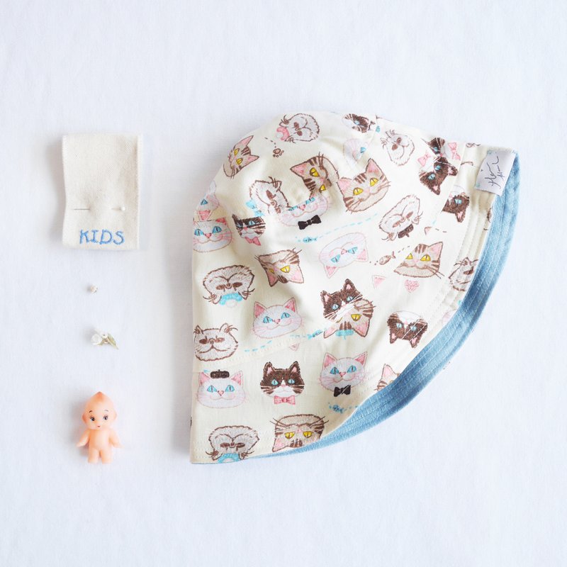 小孩双面渔夫帽 | 米黄色顽皮猫 - 其他 - 棉．麻 黄色