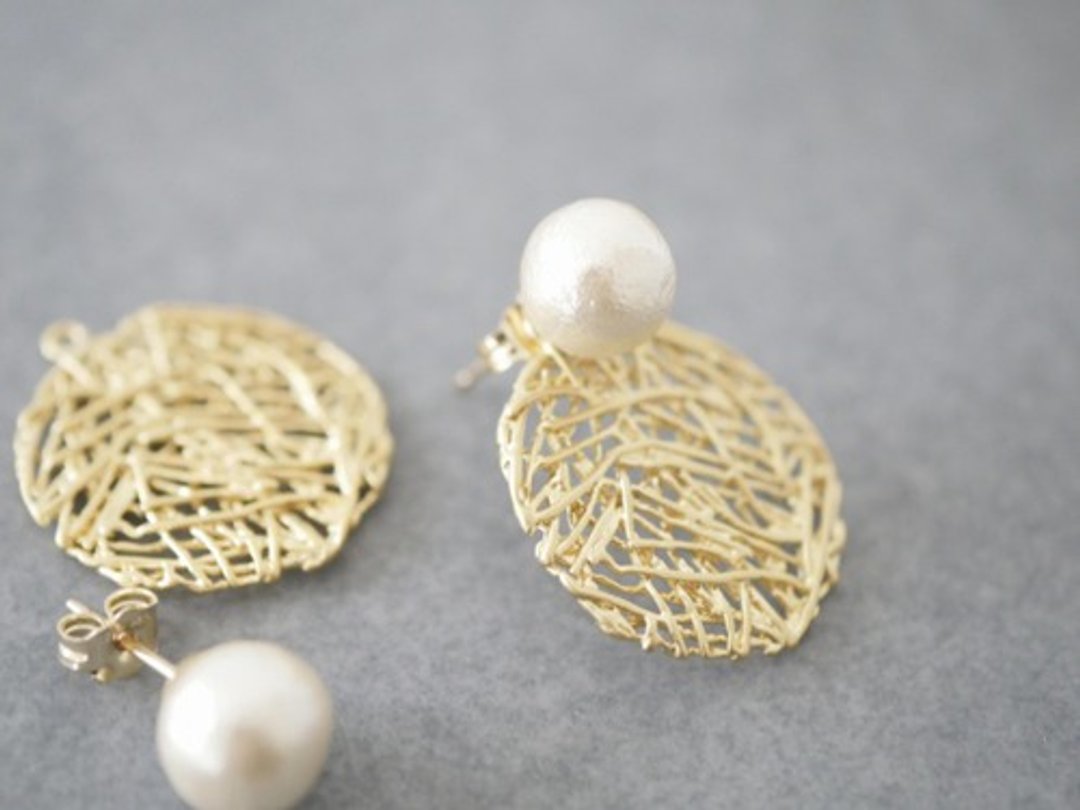 14kgf * Cotton pearl 2way earrings (round) - 耳环/耳夹 - 宝石 